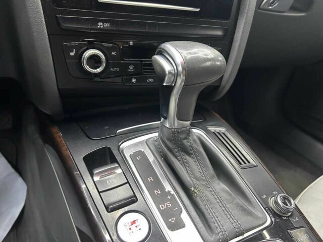 Серый Ауди А4, объемом двигателя 2 л и пробегом 184 тыс. км за 10300 $, фото 16 на Automoto.ua