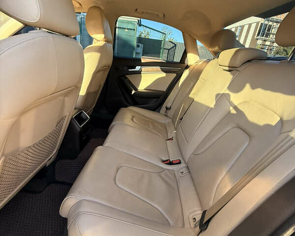 Сірий Ауді А4, об'ємом двигуна 1.98 л та пробігом 212 тис. км за 11400 $, фото 9 на Automoto.ua