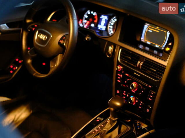 Сірий Ауді А4, об'ємом двигуна 1.98 л та пробігом 225 тис. км за 13200 $, фото 31 на Automoto.ua