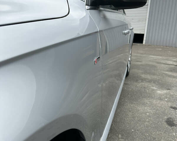 Серый Ауди А4, объемом двигателя 2 л и пробегом 212 тыс. км за 13500 $, фото 12 на Automoto.ua