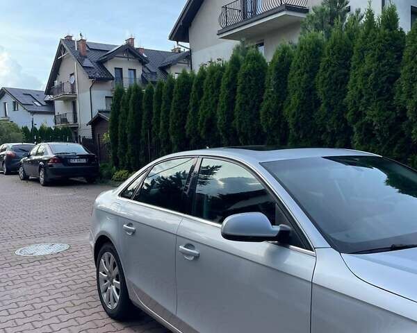 Серый Ауди А4, объемом двигателя 2 л и пробегом 148 тыс. км за 12500 $, фото 3 на Automoto.ua