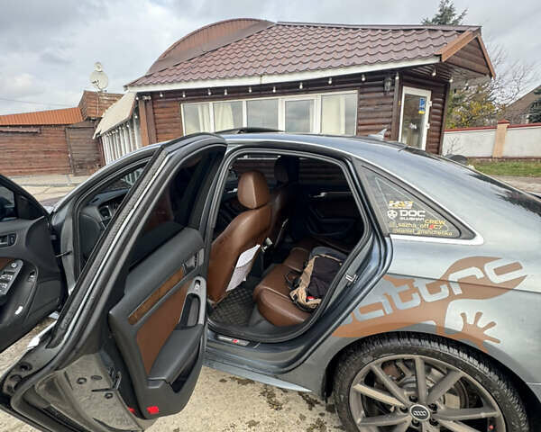 Серый Ауди А4, объемом двигателя 1.98 л и пробегом 222 тыс. км за 15999 $, фото 14 на Automoto.ua