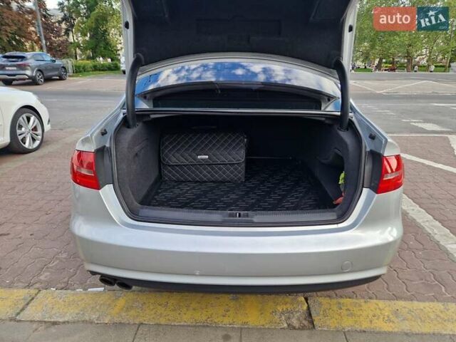 Сірий Ауді А4, об'ємом двигуна 1.98 л та пробігом 223 тис. км за 12300 $, фото 9 на Automoto.ua