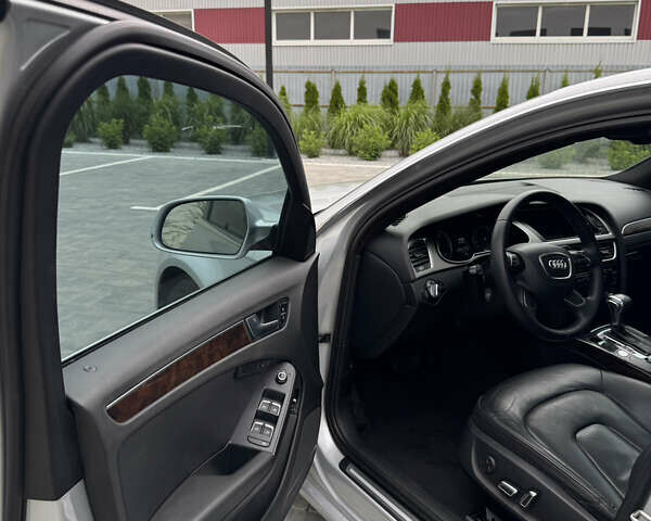 Сірий Ауді А4, об'ємом двигуна 1.98 л та пробігом 189 тис. км за 13200 $, фото 29 на Automoto.ua