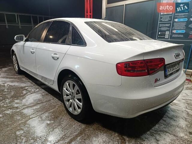 Серый Ауди А4, объемом двигателя 1.98 л и пробегом 210 тыс. км за 10200 $, фото 6 на Automoto.ua