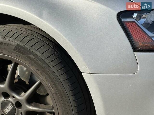 Сірий Ауді А4, об'ємом двигуна 1.98 л та пробігом 225 тис. км за 13200 $, фото 13 на Automoto.ua