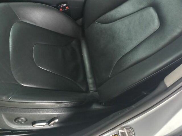 Серый Ауди А4, объемом двигателя 2 л и пробегом 177 тыс. км за 12500 $, фото 6 на Automoto.ua