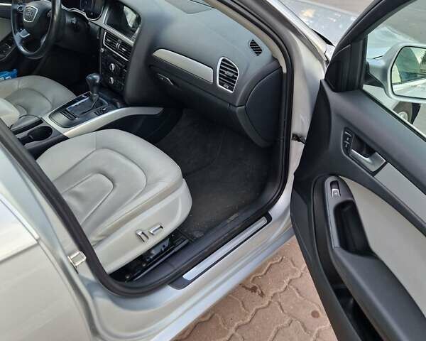 Сірий Ауді А4, об'ємом двигуна 1.98 л та пробігом 223 тис. км за 12300 $, фото 11 на Automoto.ua