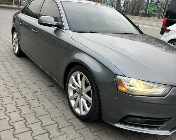Серый Ауди А4, объемом двигателя 1.98 л и пробегом 133 тыс. км за 14600 $, фото 2 на Automoto.ua