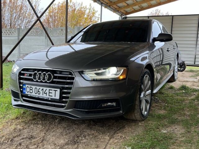 Серый Ауди А4, объемом двигателя 2 л и пробегом 257 тыс. км за 11000 $, фото 4 на Automoto.ua