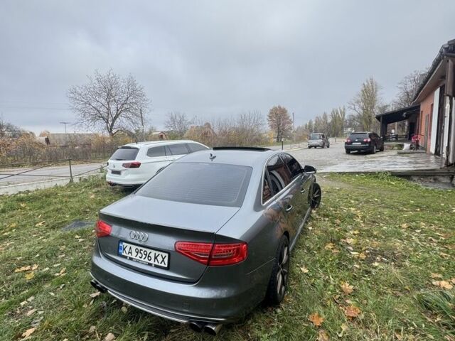 Серый Ауди А4, объемом двигателя 2 л и пробегом 222 тыс. км за 15999 $, фото 6 на Automoto.ua