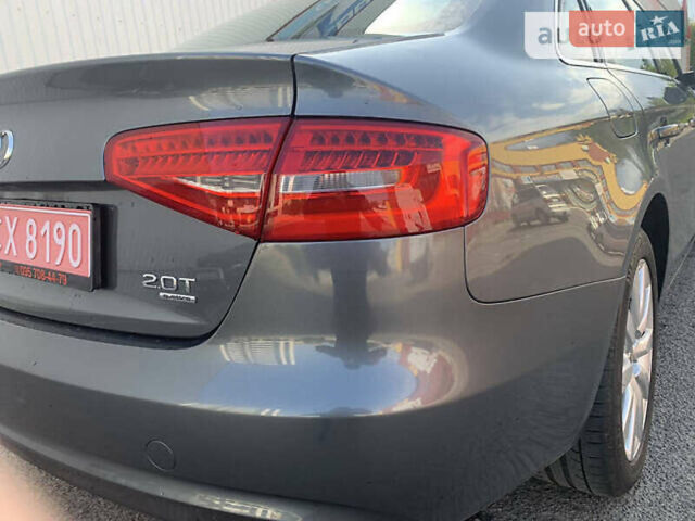 Серый Ауди А4, объемом двигателя 1.98 л и пробегом 186 тыс. км за 12600 $, фото 1 на Automoto.ua