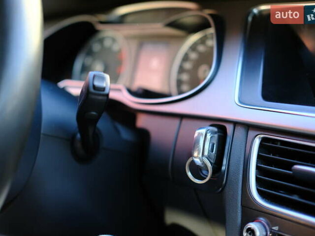 Сірий Ауді А4, об'ємом двигуна 1.98 л та пробігом 225 тис. км за 13200 $, фото 33 на Automoto.ua