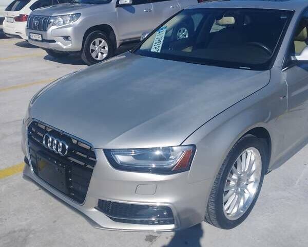 Ауди А4 2013 в Киеве на Automoto.ua Серый Ауди А4, объемом двигателя 1.98 л и пробегом 147 тыс. км за 13500 $, фото 1 на Automoto.ua