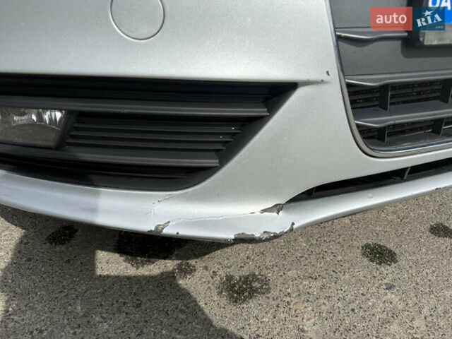 Сірий Ауді А4, об'ємом двигуна 1.98 л та пробігом 220 тис. км за 10000 $, фото 1 на Automoto.ua