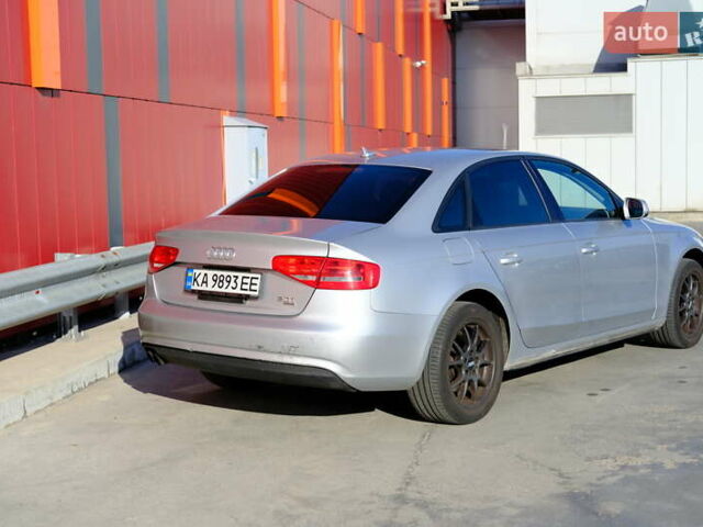 Сірий Ауді А4, об'ємом двигуна 1.98 л та пробігом 225 тис. км за 13200 $, фото 5 на Automoto.ua