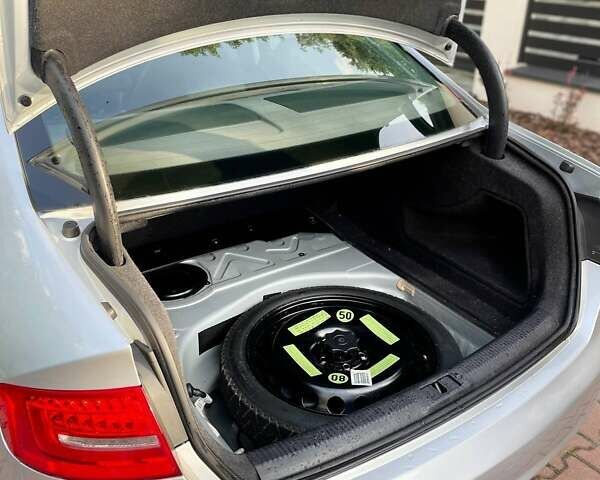 Серый Ауди А4, объемом двигателя 2 л и пробегом 148 тыс. км за 12500 $, фото 19 на Automoto.ua