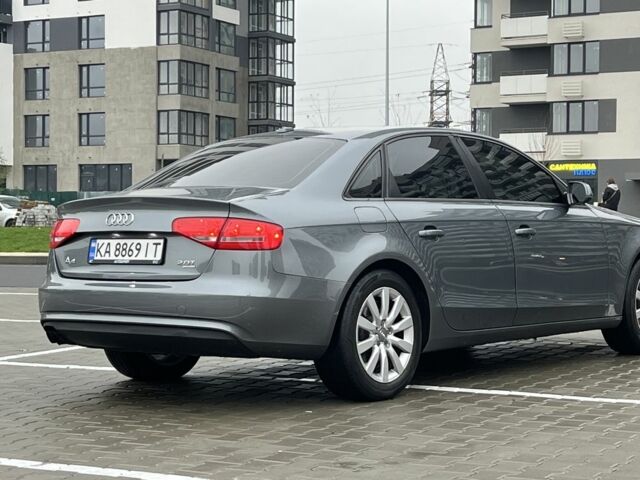 Серый Ауди А4, объемом двигателя 2 л и пробегом 212 тыс. км за 8950 $, фото 7 на Automoto.ua