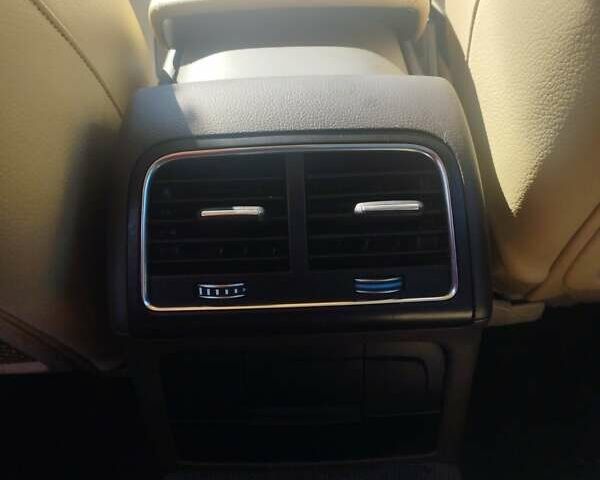 Ауди А4 2013 в Киеве на Automoto.ua Серый Ауди А4, объемом двигателя 1.98 л и пробегом 147 тыс. км за 13500 $, фото 21 на Automoto.ua