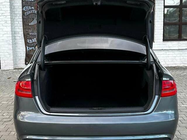 Серый Ауди А4, объемом двигателя 1.98 л и пробегом 258 тыс. км за 9799 $, фото 33 на Automoto.ua