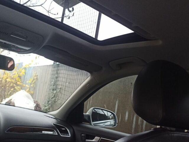 Серый Ауди А4, объемом двигателя 2 л и пробегом 177 тыс. км за 12500 $, фото 7 на Automoto.ua