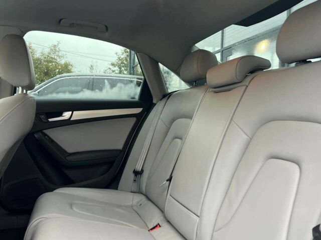 Ауди А4 2013 в Ивано-Франковске на Automoto.ua Серый Ауди А4, объемом двигателя 2 л и пробегом 255 тыс. км за 12700 $, фото 21 на Automoto.ua