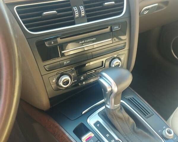 Ауди А4 2013 в Киеве на Automoto.ua Серый Ауди А4, объемом двигателя 1.98 л и пробегом 147 тыс. км за 13500 $, фото 15 на Automoto.ua