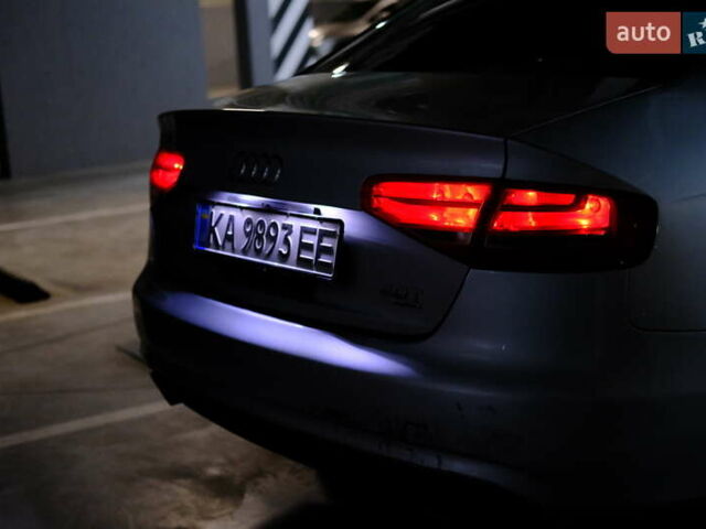 Сірий Ауді А4, об'ємом двигуна 1.98 л та пробігом 225 тис. км за 13200 $, фото 28 на Automoto.ua