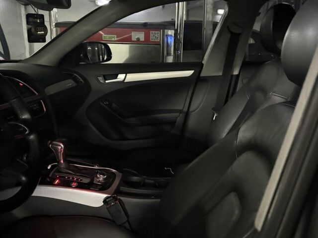 Серый Ауди А4, объемом двигателя 2 л и пробегом 237 тыс. км за 11000 $, фото 4 на Automoto.ua