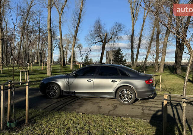 Сірий Ауді А4, об'ємом двигуна 1.98 л та пробігом 208 тис. км за 12000 $, фото 6 на Automoto.ua