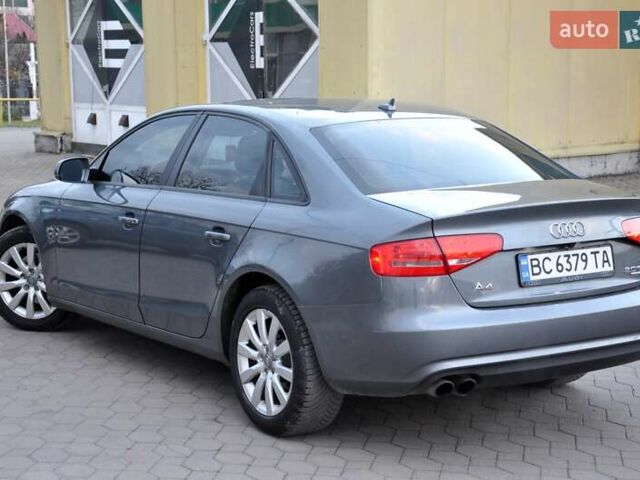 Сірий Ауді А4, об'ємом двигуна 1.98 л та пробігом 194 тис. км за 9999 $, фото 44 на Automoto.ua
