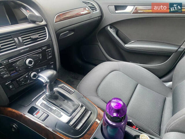 Серый Ауди А4, объемом двигателя 1.8 л и пробегом 145 тыс. км за 12500 $, фото 9 на Automoto.ua