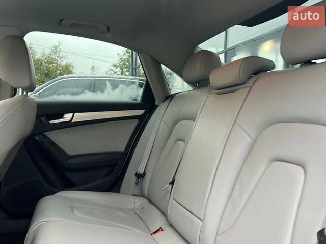 Сірий Ауді А4, об'ємом двигуна 1.98 л та пробігом 255 тис. км за 12700 $, фото 21 на Automoto.ua