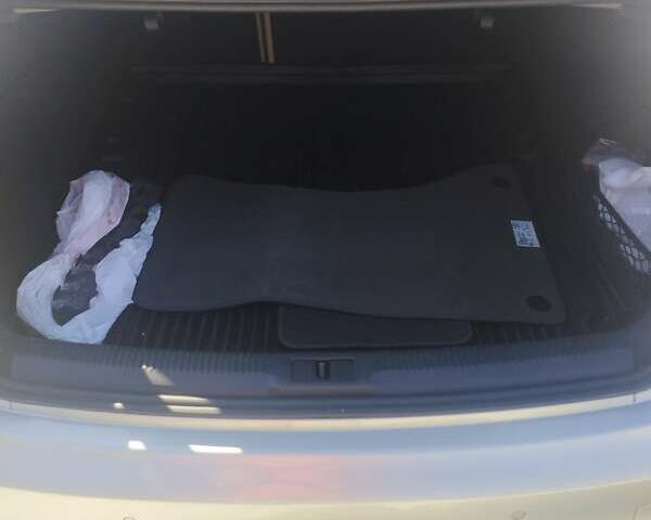 Ауди А4 2013 в Киеве на Automoto.ua Серый Ауди А4, объемом двигателя 1.98 л и пробегом 147 тыс. км за 13500 $, фото 25 на Automoto.ua