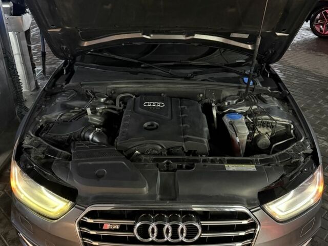 Серый Ауди А4, объемом двигателя 2 л и пробегом 237 тыс. км за 11000 $, фото 1 на Automoto.ua