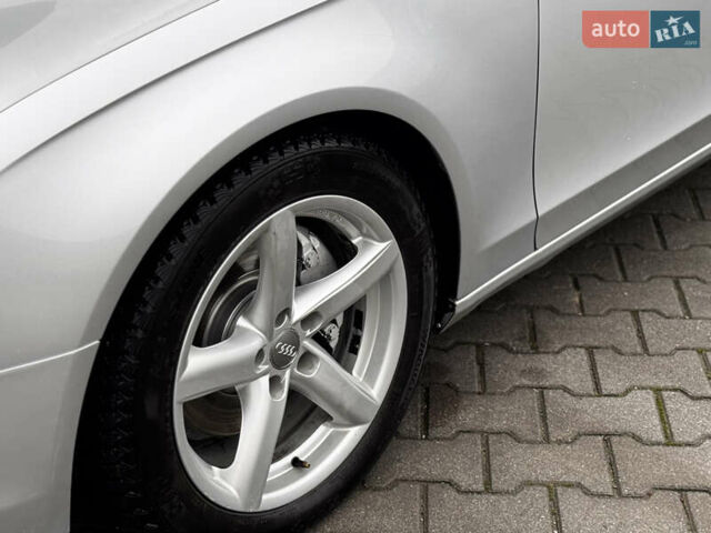 Серый Ауди А4, объемом двигателя 1.98 л и пробегом 202 тыс. км за 11400 $, фото 6 на Automoto.ua