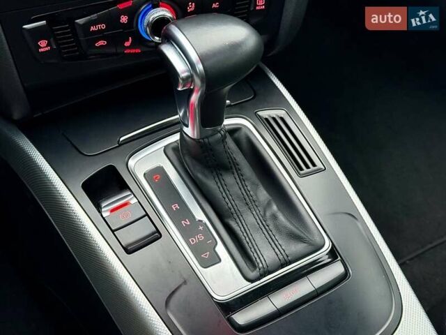 Сірий Ауді А4, об'ємом двигуна 2 л та пробігом 152 тис. км за 13200 $, фото 17 на Automoto.ua