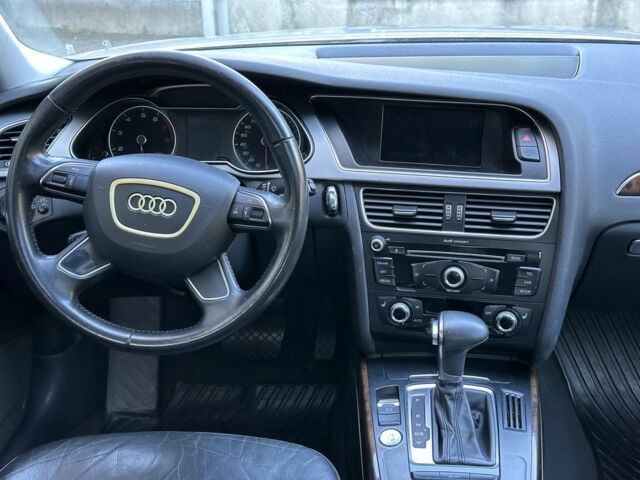 Серый Ауди А4, объемом двигателя 2 л и пробегом 226 тыс. км за 9900 $, фото 8 на Automoto.ua