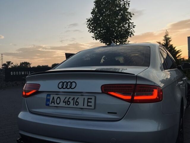 Серый Ауди А4, объемом двигателя 2 л и пробегом 250 тыс. км за 10000 $, фото 3 на Automoto.ua