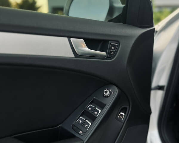 Серый Ауди А4, объемом двигателя 1.98 л и пробегом 250 тыс. км за 9399 $, фото 9 на Automoto.ua