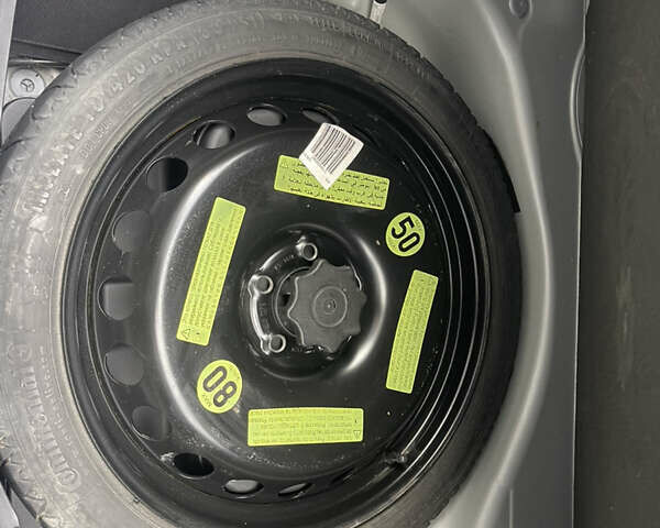 Серый Ауди А4, объемом двигателя 1.98 л и пробегом 158 тыс. км за 10800 $, фото 13 на Automoto.ua