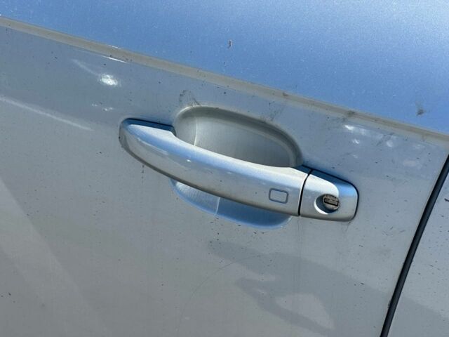 Серый Ауди А4, объемом двигателя 2 л и пробегом 171 тыс. км за 10300 $, фото 8 на Automoto.ua