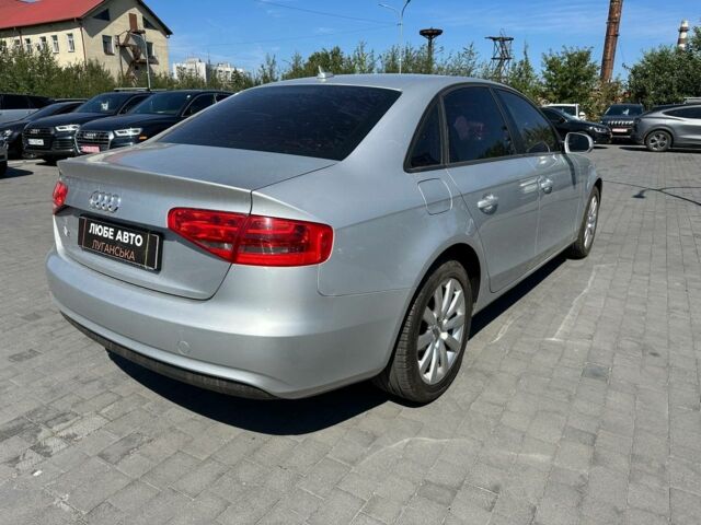 Серый Ауди А4, объемом двигателя 2 л и пробегом 171 тыс. км за 10300 $, фото 4 на Automoto.ua