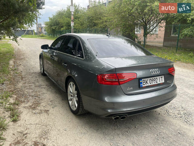 Сірий Ауді А4, об'ємом двигуна 1.98 л та пробігом 247 тис. км за 13300 $, фото 5 на Automoto.ua