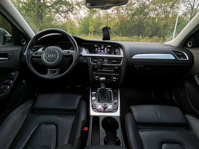Ауді А4 2014 у Славянске на Automoto.ua Сірий Ауді А4, об'ємом двигуна 2 л та пробігом 218 тис. км за 13600 $, фото 7 на Automoto.ua