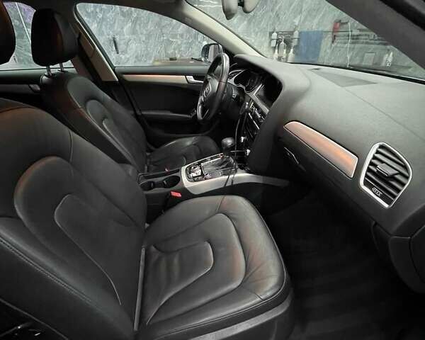 Сірий Ауді А4, об'ємом двигуна 1.98 л та пробігом 145 тис. км за 13200 $, фото 16 на Automoto.ua