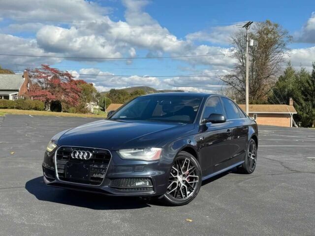 Серый Ауди А4, объемом двигателя 2 л и пробегом 90 тыс. км за 8400 $, фото 2 на Automoto.ua