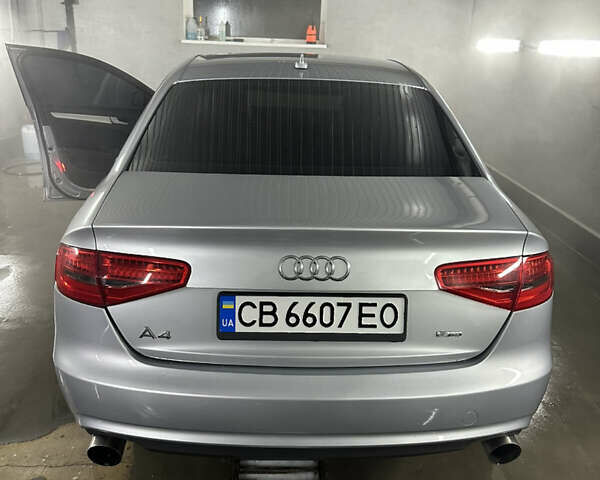 Серый Ауди А4, объемом двигателя 1.98 л и пробегом 175 тыс. км за 13000 $, фото 2 на Automoto.ua