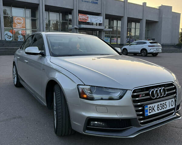 Серый Ауди А4, объемом двигателя 1.98 л и пробегом 191 тыс. км за 13200 $, фото 9 на Automoto.ua