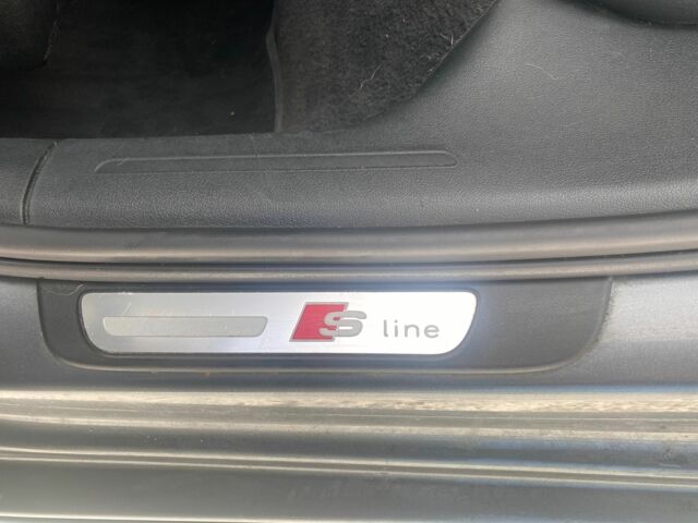 Серый Ауди А4, объемом двигателя 2 л и пробегом 161 тыс. км за 11100 $, фото 16 на Automoto.ua